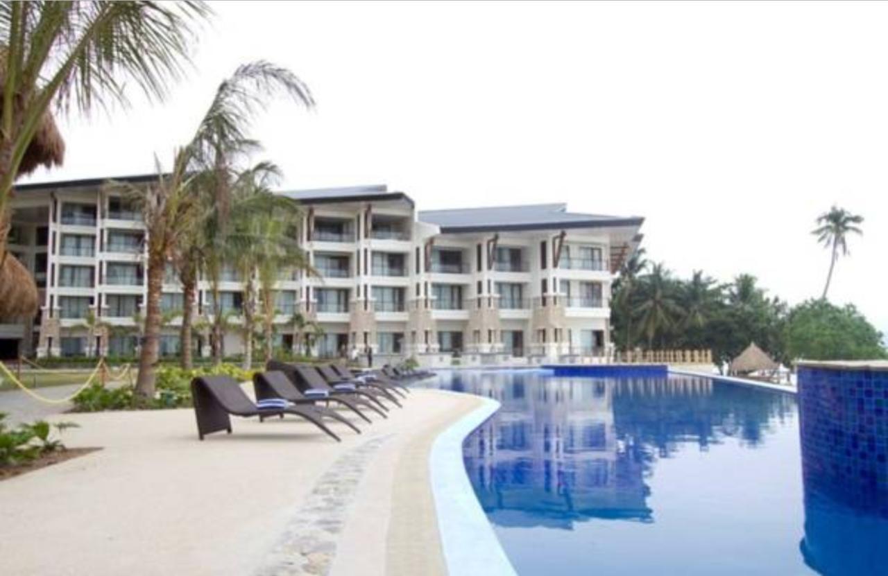 The Bellevue Resort Panglao Kültér fotó The pool at the resort